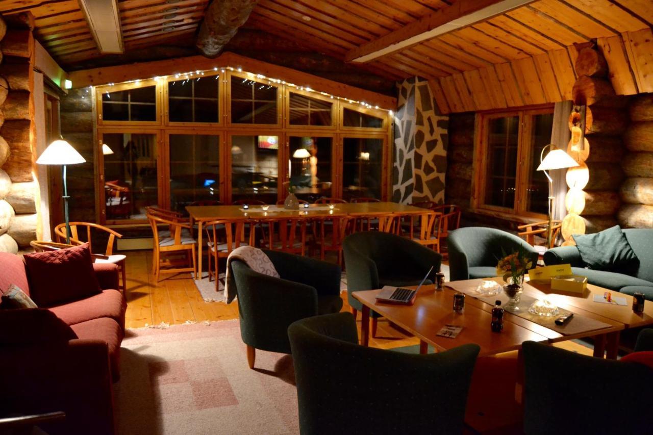 Log Villa Tietotunturi ピュハトゥントゥリ エクステリア 写真